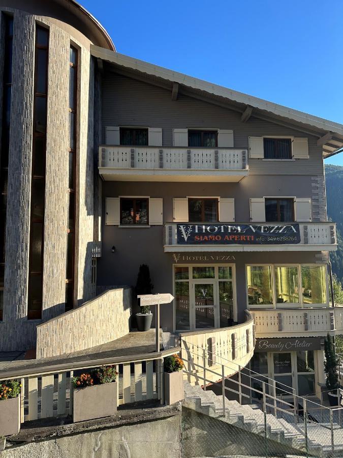 Hotel Vezza Alpine Lodge & Spa Vezza d'Oglio Exterior photo